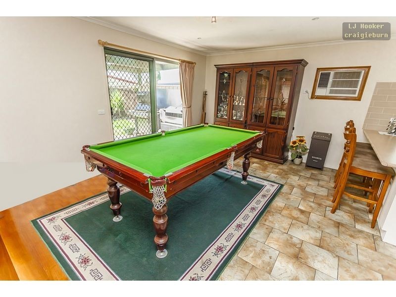 14 Exmouth Rd, Craigieburn VIC 3064