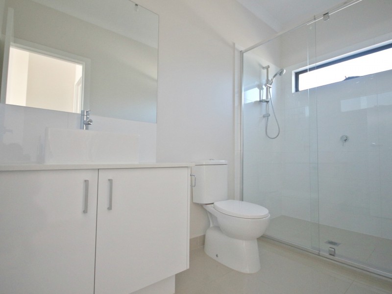 12/3-5 Crockett Avenue, Craigieburn VIC 3064