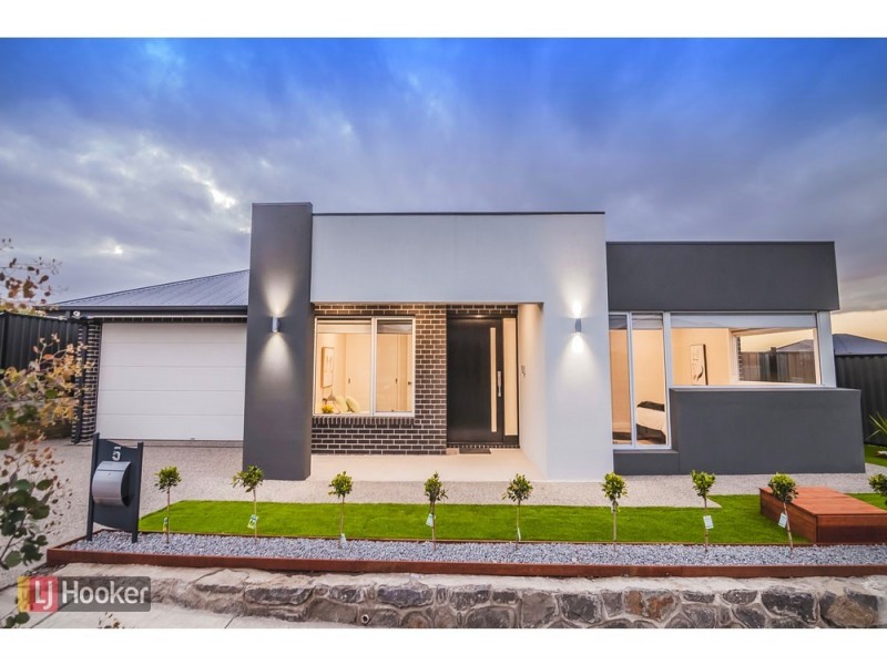 5 Montalto Street, Craigieburn VIC 3064