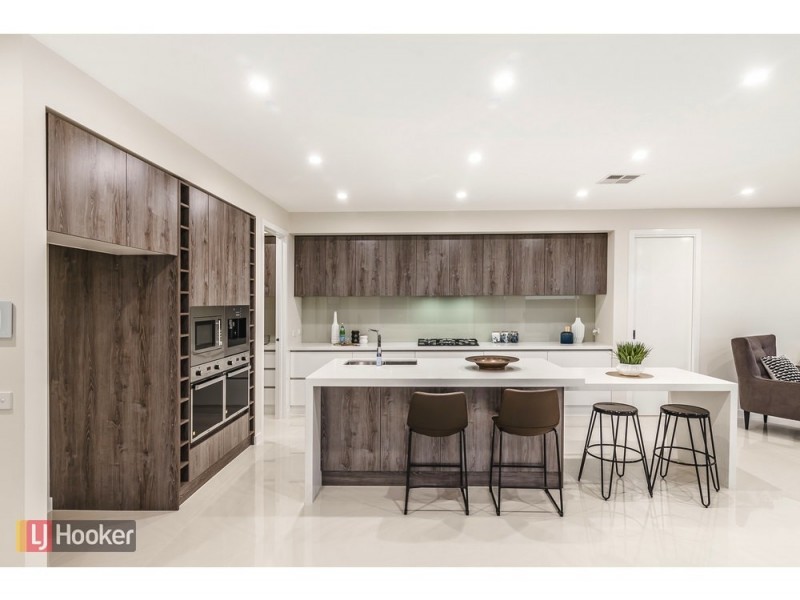 5 Montalto Street, Craigieburn VIC 3064