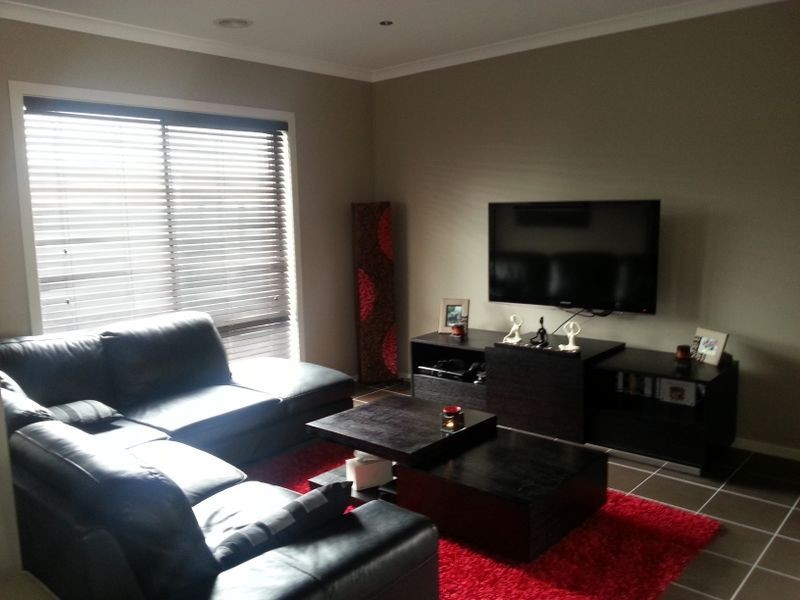 8 Wattletree St, Craigieburn VIC 3064