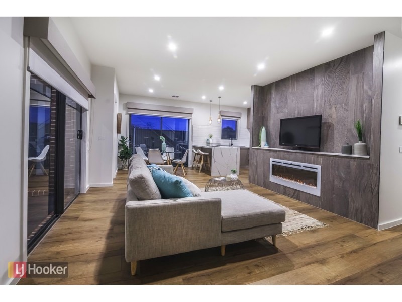 78 Gallantry Avenue, Craigieburn VIC 3064