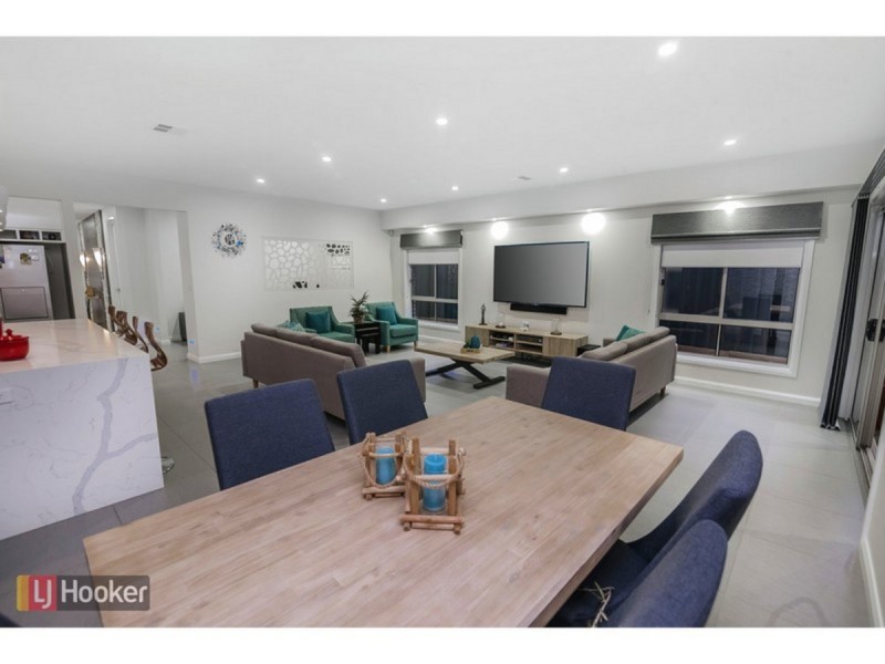 8 Braveheart Road, Craigieburn VIC 3064