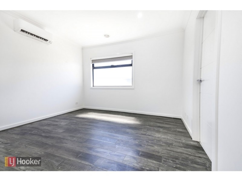 24 Fortitude Drive, Craigieburn VIC 3064