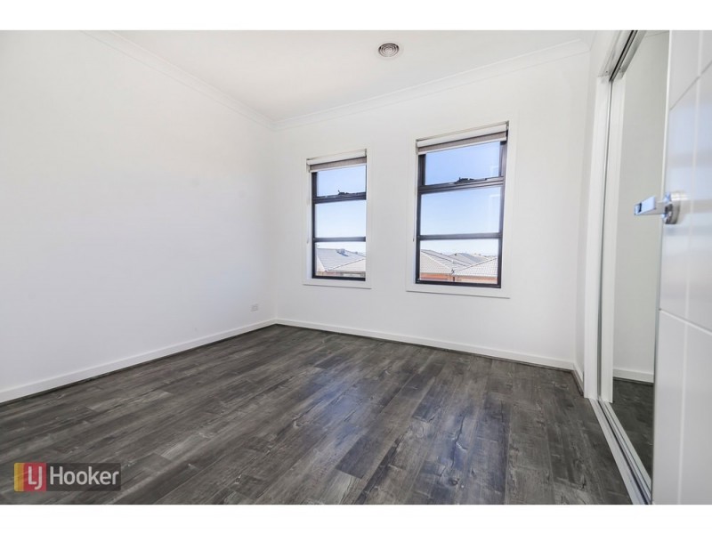 24 Fortitude Drive, Craigieburn VIC 3064