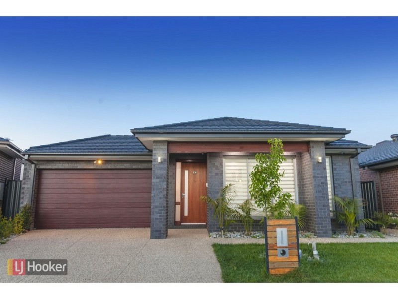 12 Riegelhuth Street, Craigieburn VIC 3064