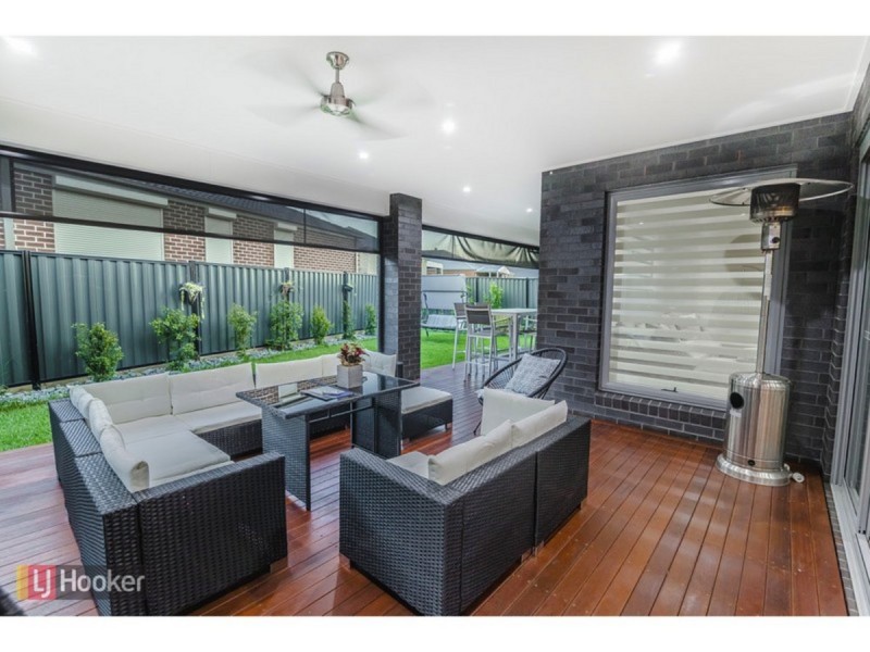 12 Riegelhuth Street, Craigieburn VIC 3064