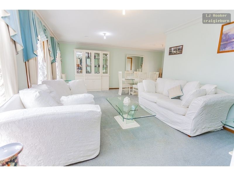 13 Surrey Court, Craigieburn VIC 3064
