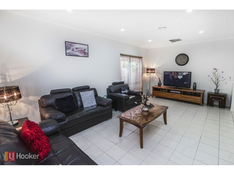 7 St Andrews Drive, Craigieburn VIC 3064