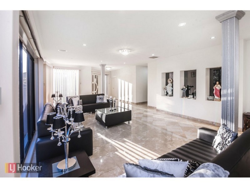 2 Terrick Court, Greenvale VIC 3059