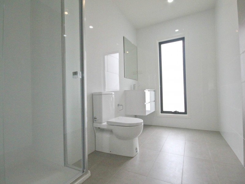 Unit 1/79 Debonair Parade, Craigieburn VIC 3064