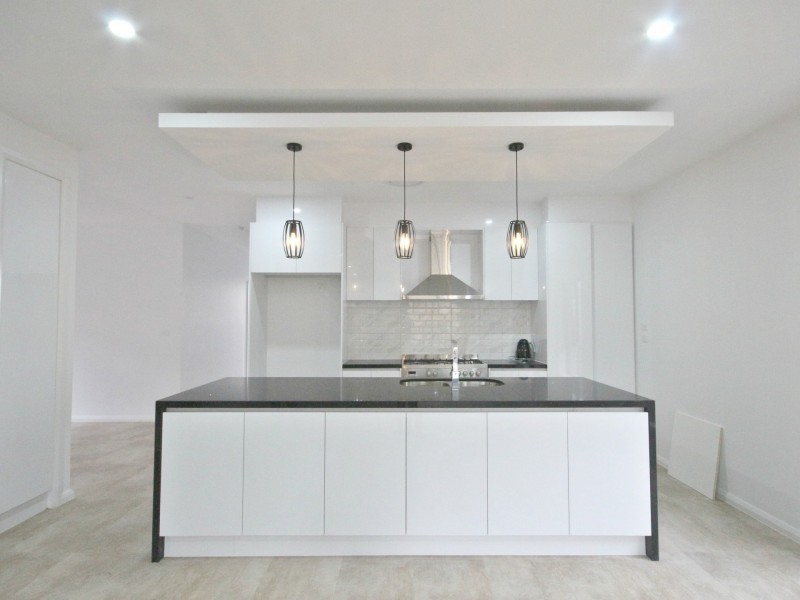 6 Moonlight Way, Mickleham VIC 3064