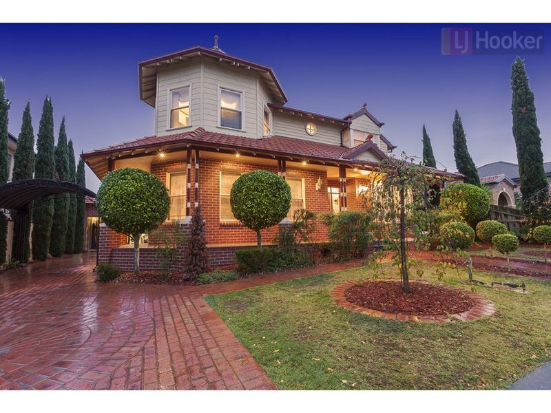 36 Castlehill Ave, Greenvale VIC 3059