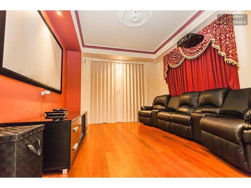 36 Castlehill Ave, Greenvale VIC 3059