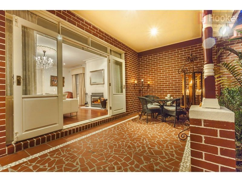 36 Castlehill Ave, Greenvale VIC 3059