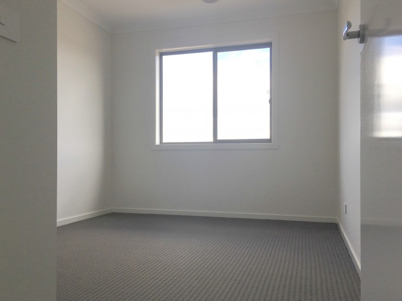 31 Brossard Road, Mickleham VIC 3064