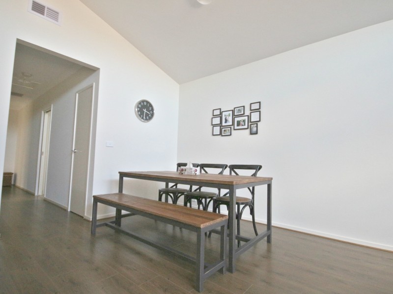 285 Brookfield Boulevard, Craigieburn VIC 3064