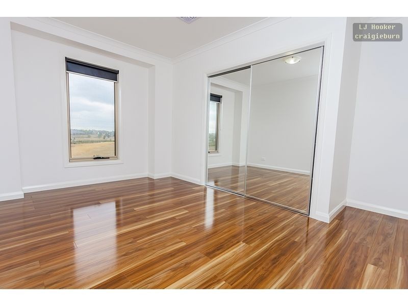 14 Spirited Circuit, Craigieburn VIC 3064