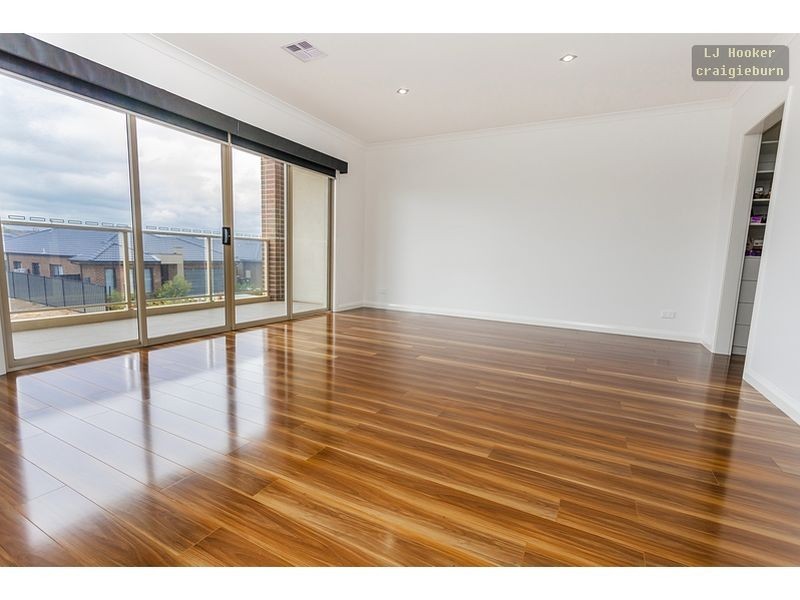 14 Spirited Circuit, Craigieburn VIC 3064