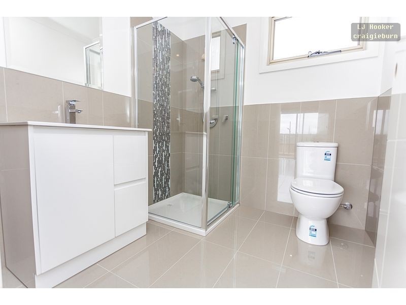 14 Spirited Circuit, Craigieburn VIC 3064