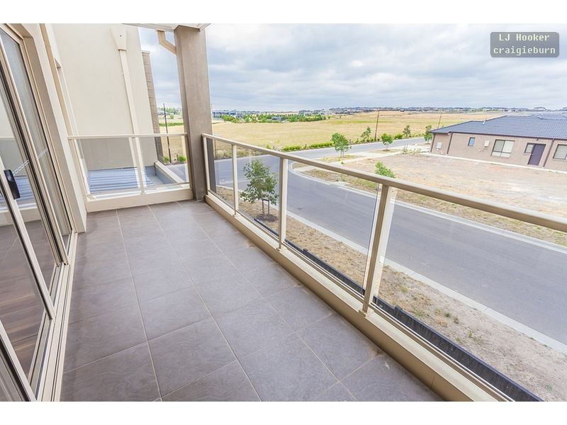 14 Spirited Circuit, Craigieburn VIC 3064