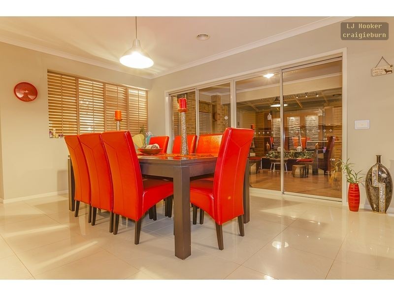 22 Gippsland Way, Craigieburn VIC 3064