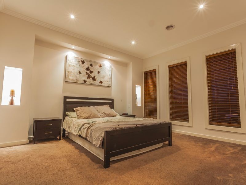 25 Hampton Street, Craigieburn VIC 3064