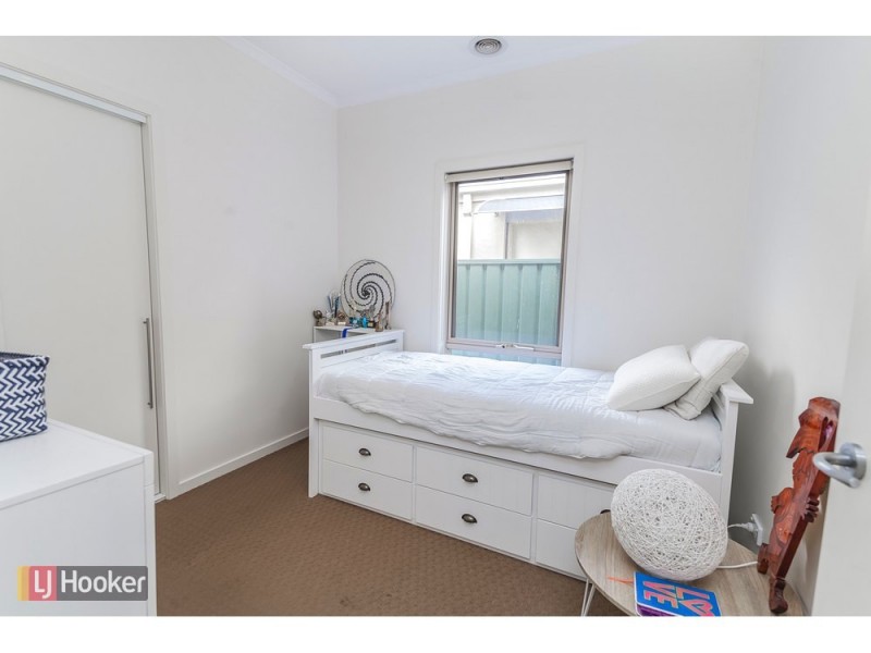 32 Fawkner Lane, Craigieburn VIC 3064