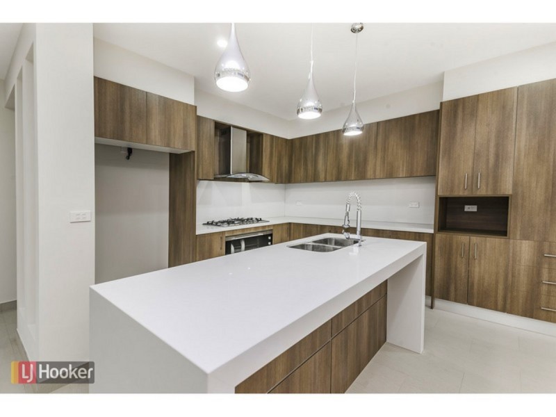 37 Candlebark Drive, Greenvale VIC 3059