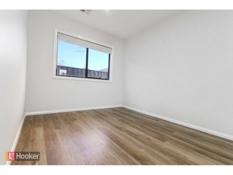 37 Candlebark Drive, Greenvale VIC 3059