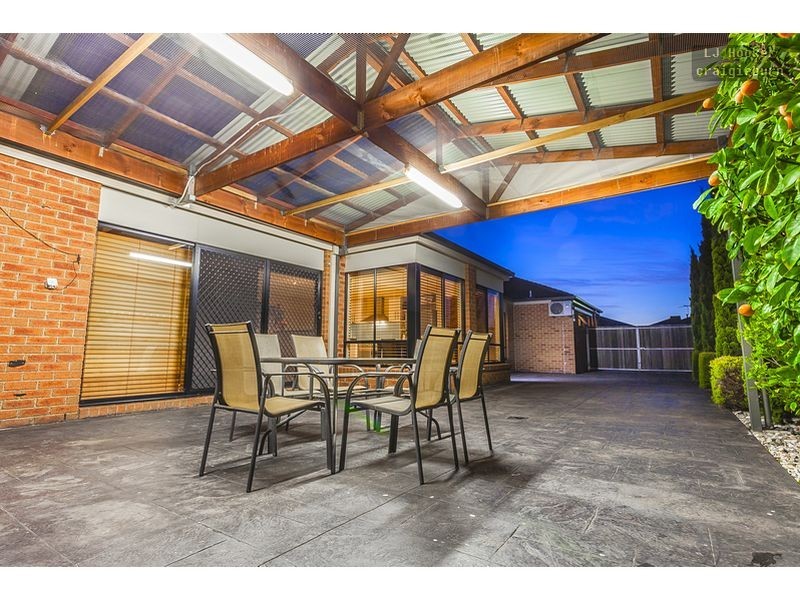 46 Wheatley Av, Roxburgh Park VIC 3064