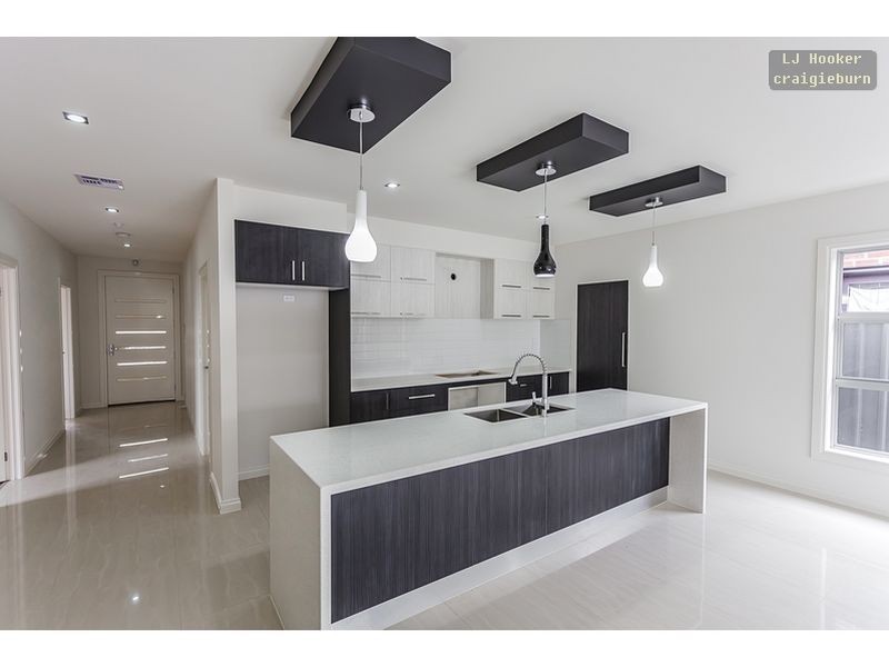 21 Honour Way, Craigieburn VIC 3064