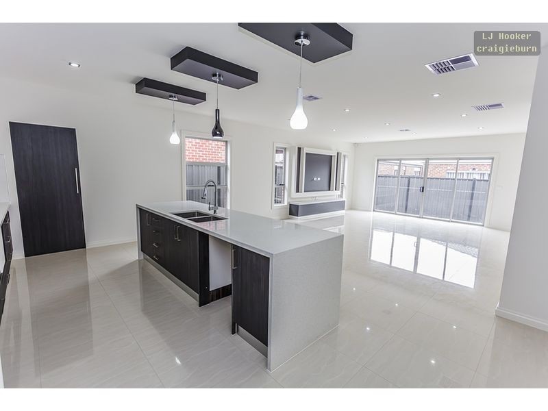 21 Honour Way, Craigieburn VIC 3064