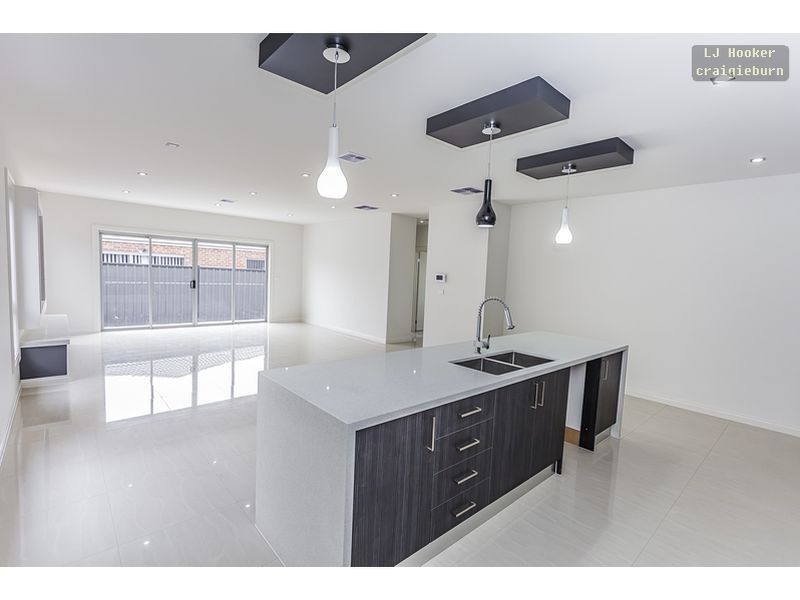 21 Honour Way, Craigieburn VIC 3064