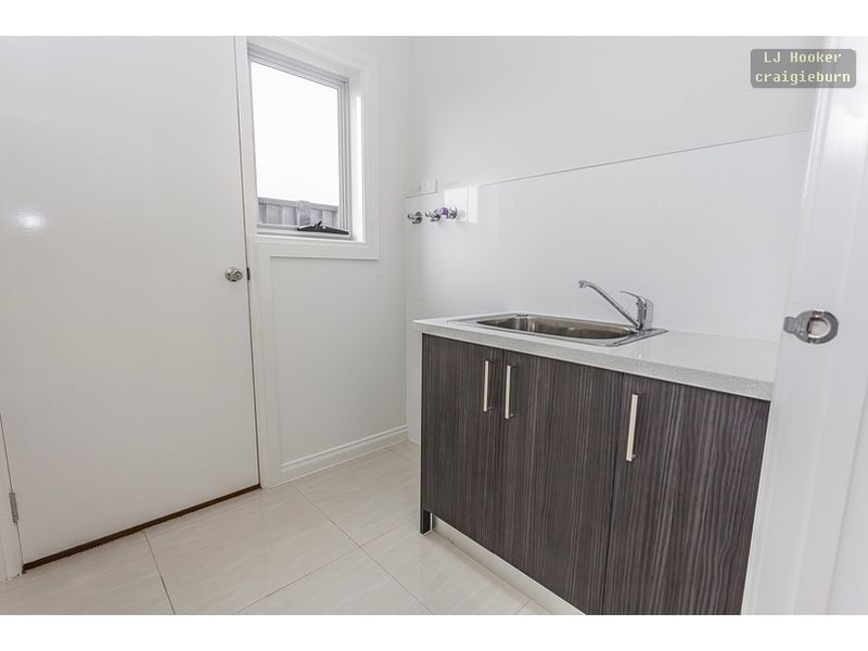 21 Honour Way, Craigieburn VIC 3064