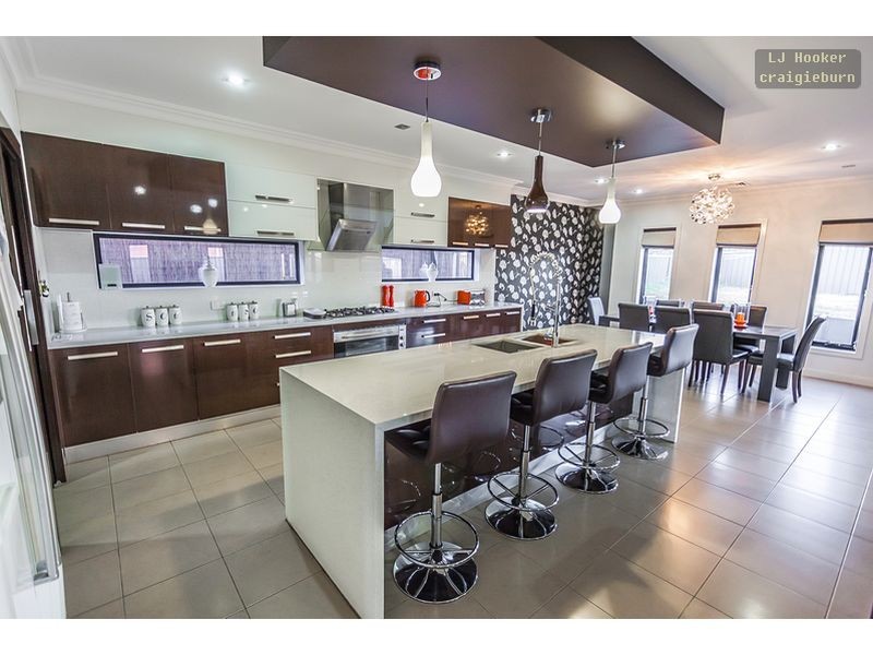 28 Candlebark Drive, Greenvale VIC 3059