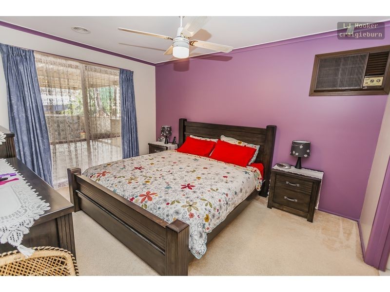 9 Care Close, Meadow Heights VIC 3048