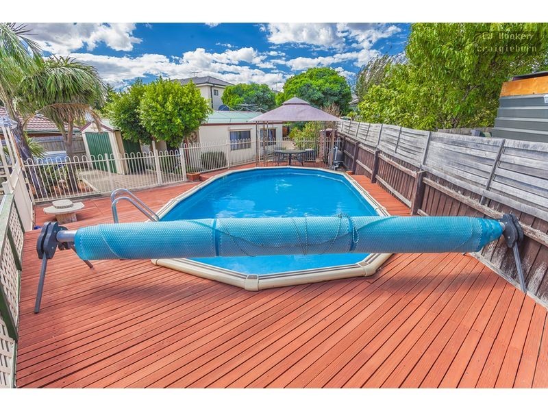 9 Care Close, Meadow Heights VIC 3048