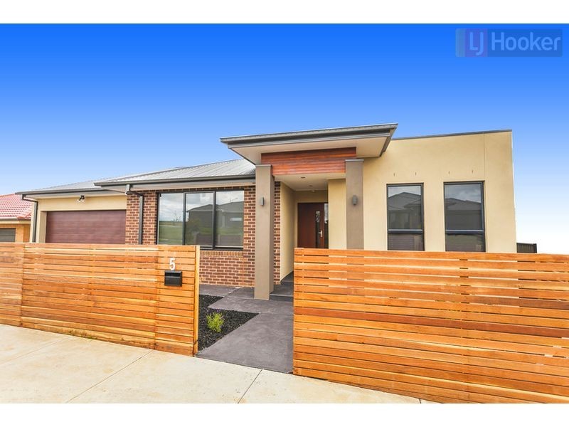 5 Vali Road, Craigieburn VIC 3064