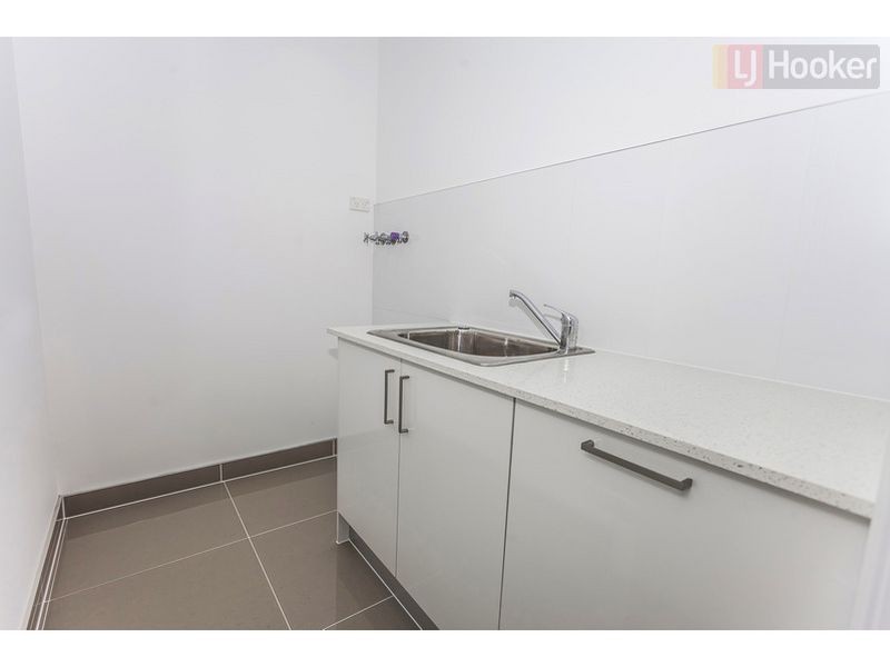 5 Vali Road, Craigieburn VIC 3064