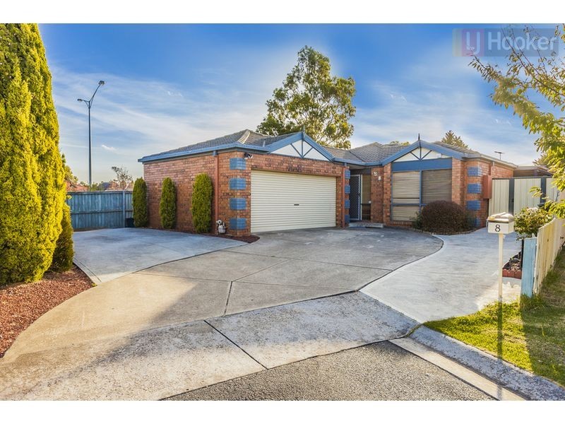 8 Woods Place, Roxburgh Park VIC 3064