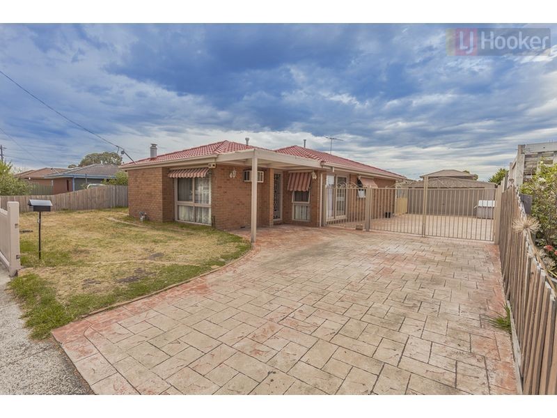 73 Bridgewater Road, Craigieburn VIC 3064