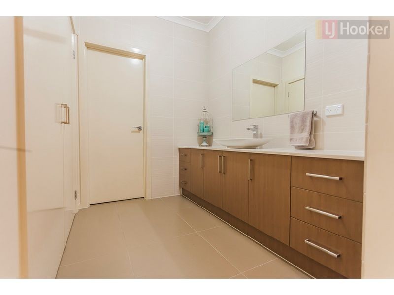 7 Conservation Drive, Craigieburn VIC 3064