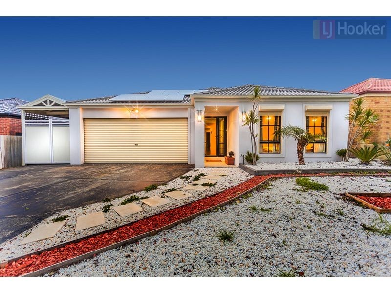 6 Volantis Crescent, Roxburgh Park VIC 3064