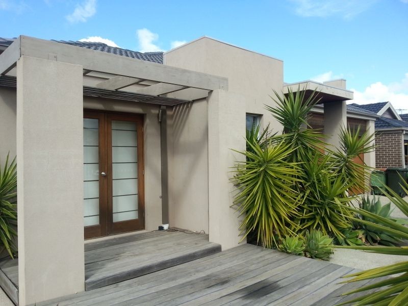 17 Girraween Cres, Craigieburn VIC 3064