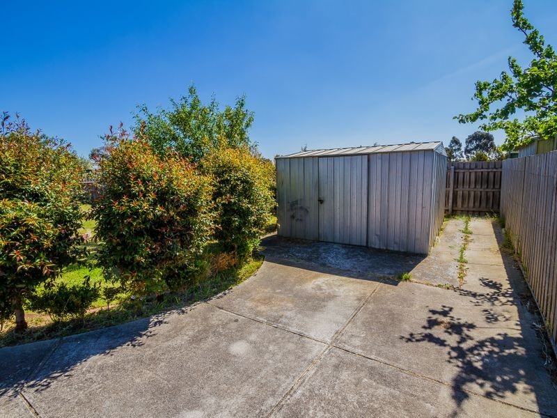 14 Woking St, Craigieburn VIC 3064