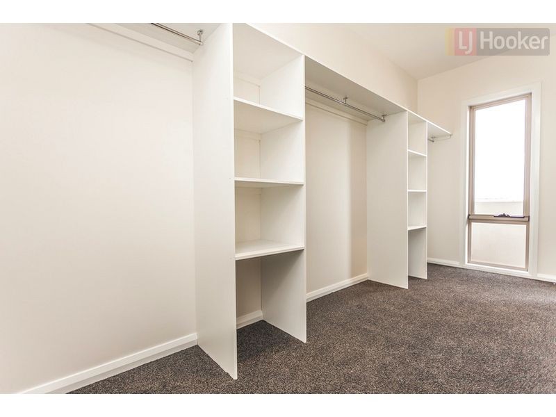 8 Marathon Blvd, Craigieburn VIC 3064