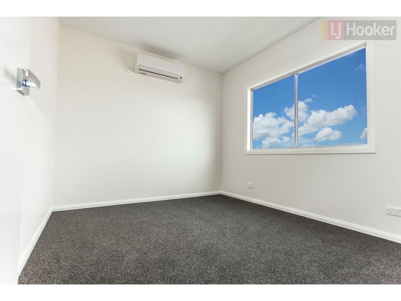 8 Marathon Blvd, Craigieburn VIC 3064