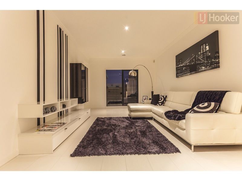 15 Cavalier Dr, Craigieburn VIC 3064