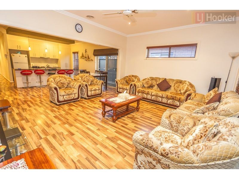 277 Waterview Blvd, Craigieburn VIC 3064